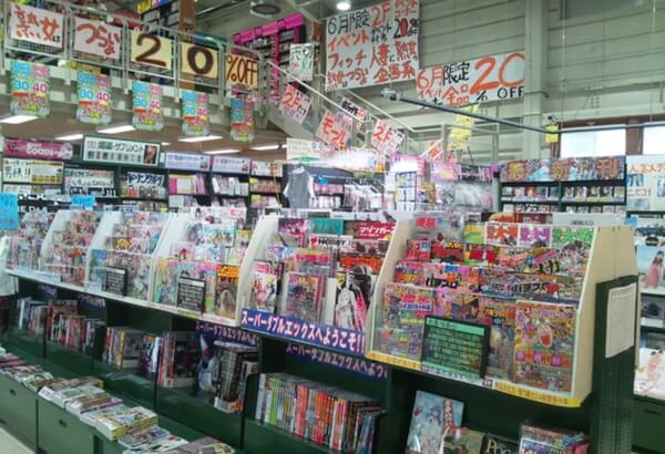 岩手県で大人のおもちゃが買える店 スーパーダブルエックス盛岡インター店の店内画像